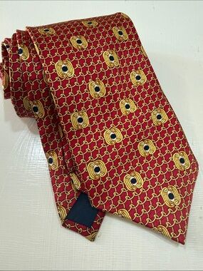 CHEF Elegant Red Chain-Pattern Men's Neck Tie with Gold Motifs Hand Made Silk